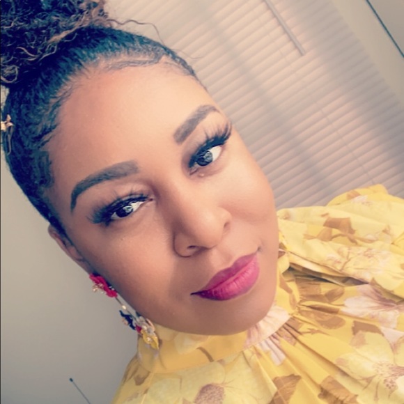 Meet your Posher, Bria - Picture 1 of 1